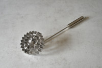 Rosenküchliform / -eisen aus Edelstahl Ø 12 cm Rosenküchliform / -eisen aus Edelstahl Ø 12 cm